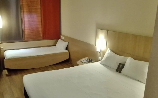 ibis Barcelona Ripollet