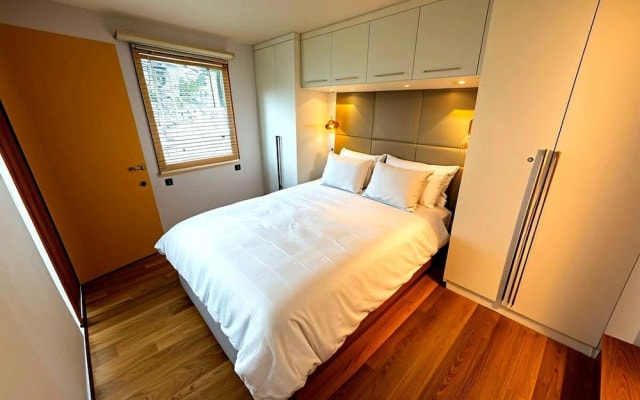 Stylish London Flat With Private Patio