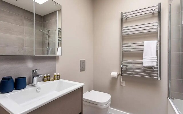 Amazing 2 bed Maida Vale Apartment w/ Patio