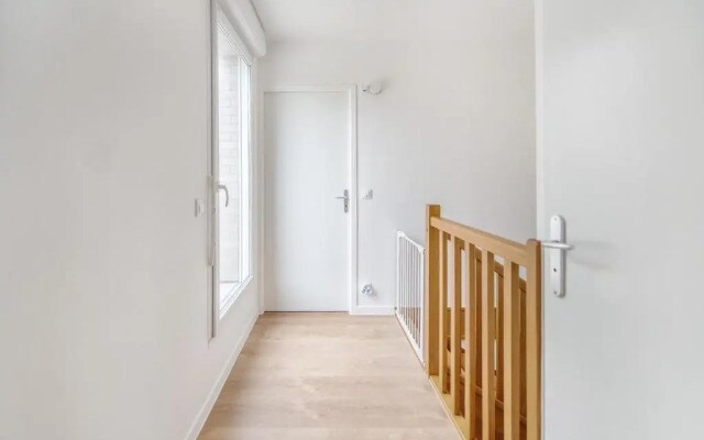 Appartement de 4 chambres à 13 minutes de Paris (train)