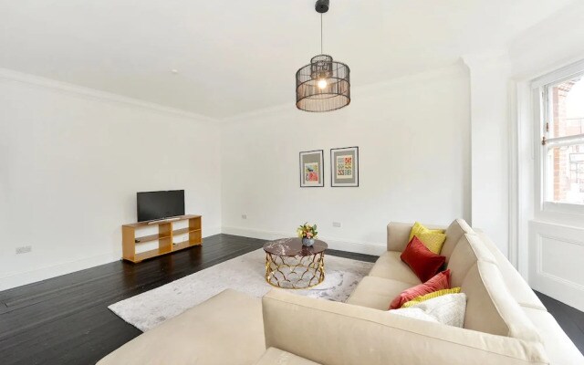 London Lifestyle - Knightsbridge VI