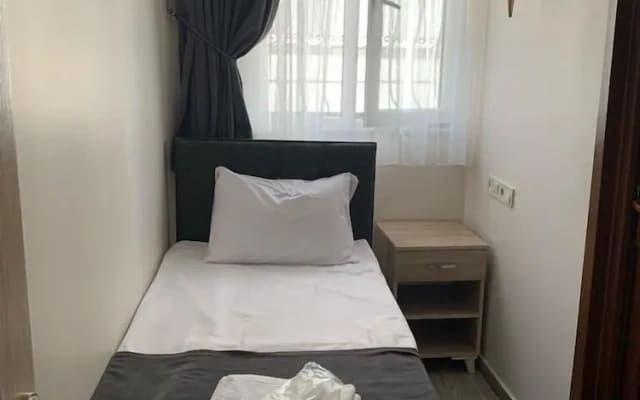Oren Hotel