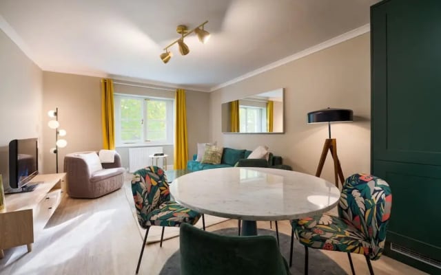 Beautiful Flat by Hyde Park PS7