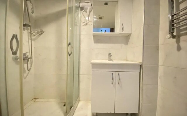 P2404 in Stanbul With 1 Bathrooms
