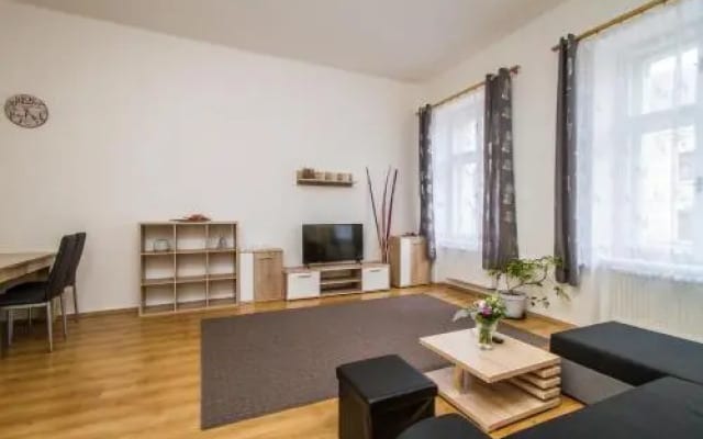 Silver Apartments