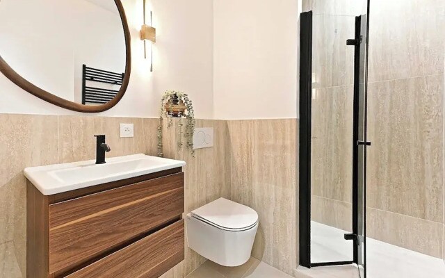 New Flat With AC Porte Maillot/arc de Triomphe