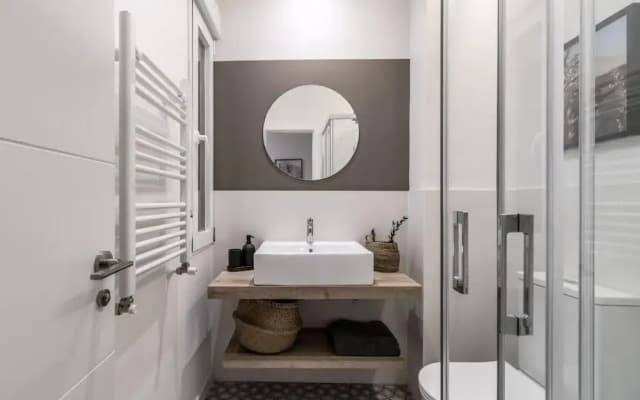 Ojen - 4 Bedrooms in Trafalgar