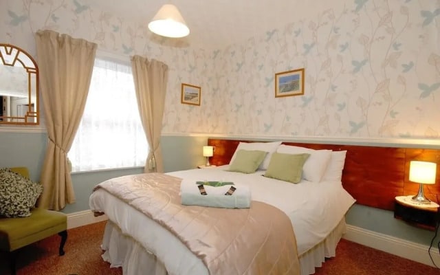 Longcroft Lodge