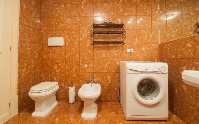 Apartment Molino Stucky with Spa