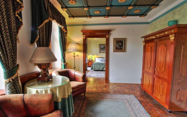Hotel U Páva