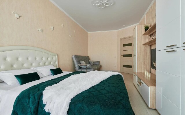 Bright new apartment in the very Center