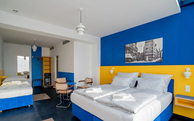 Hotel Avion - NKP - WORLD MONUMENT