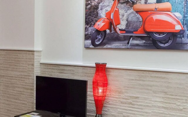 Almes Roma B&B