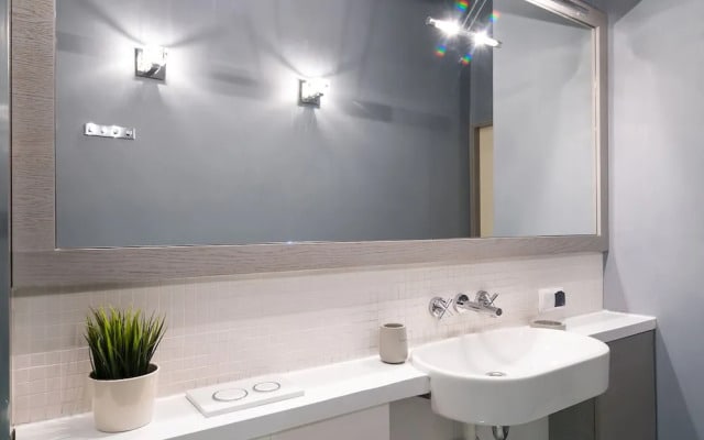 Metro Nowy Swiat Apartment