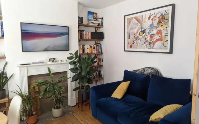 Stylish 2 Bedroom Apartment in Peckham