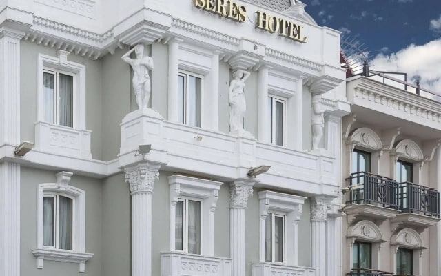 Seres Hotel Old City