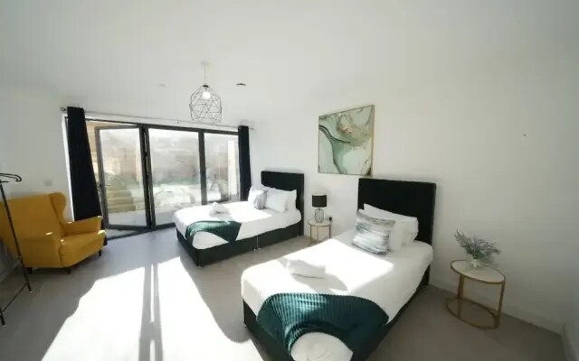 Ealing Broadway Great Stay