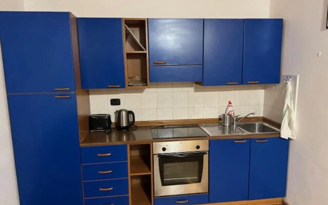 1 Bed Flat - Sleeps 4 - Pets - Smoking on Terrace
