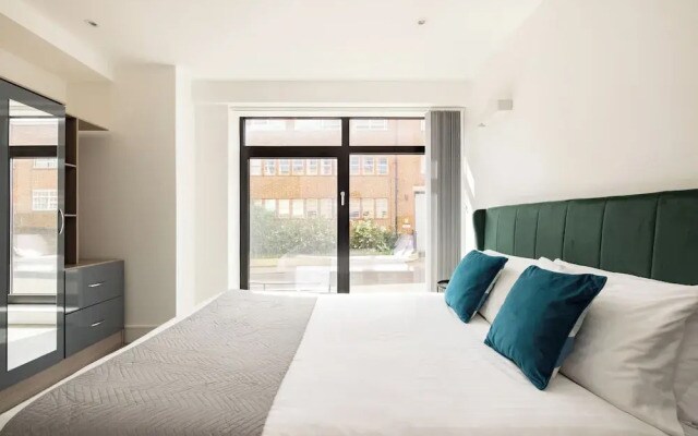 Charles Hope Apartments Brentford