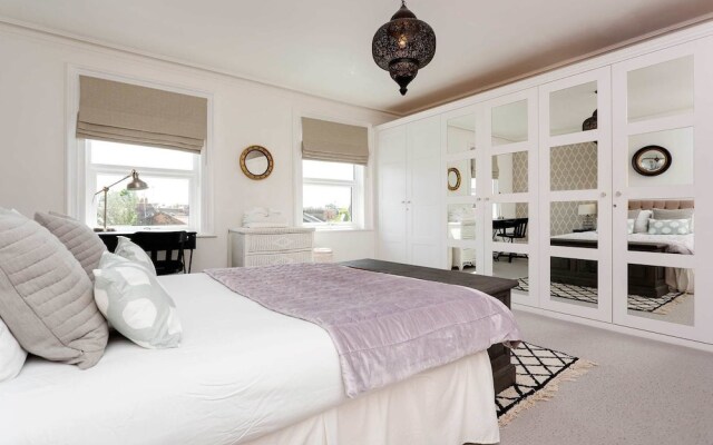 Veeve - Salisbury Retreat
