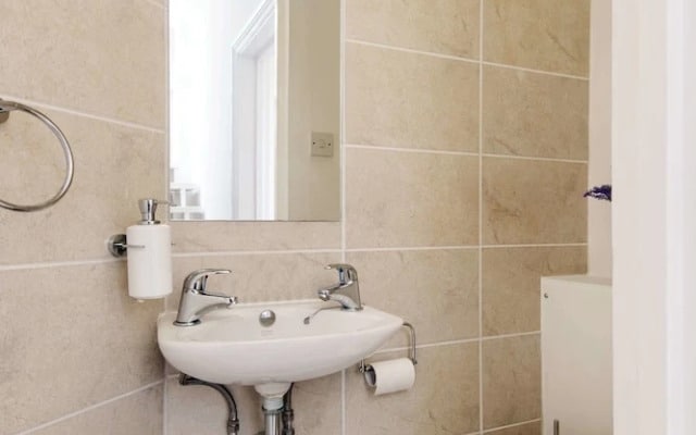 The Cromwell Road Rooftop Apartment - LSBI