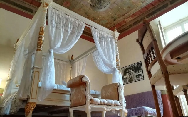 Nerva Accommodation