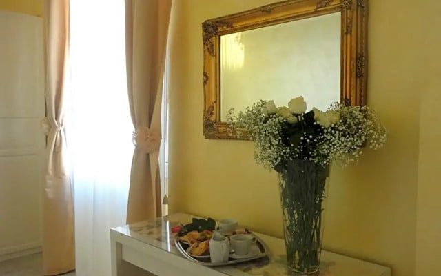 CAMEO B&b