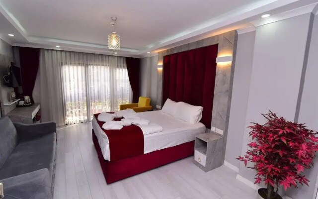 Hotel By Sofia
