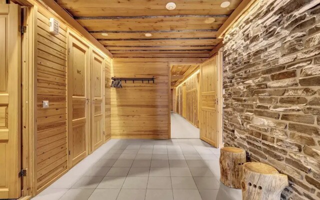 Bliss Adventure Lodge