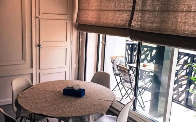 Apartment Champs Elysees - Saint Philippe du Roule