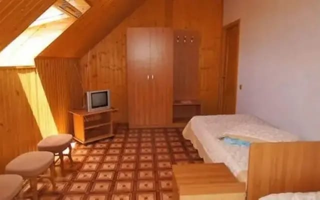 U Tanyushi Guest House