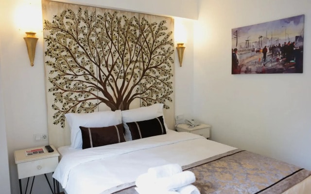 Oriella Hotel