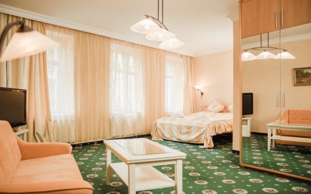 Natali Apartments