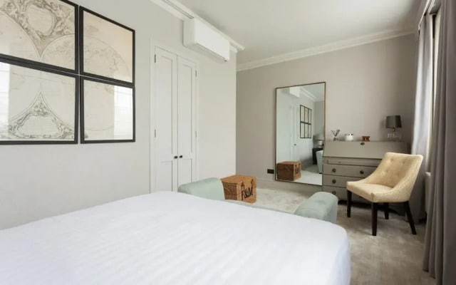First Street III by Onefinestay
