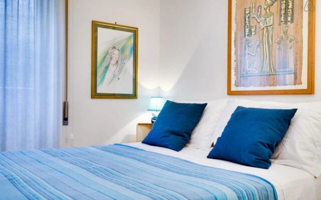 Large Flat With Garden and car Parking