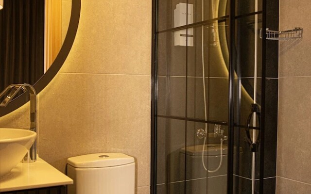 Mahall Hotel