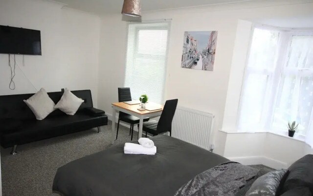 Ickenham House