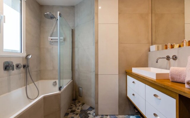 Retro Chic in Petit Montrouge
