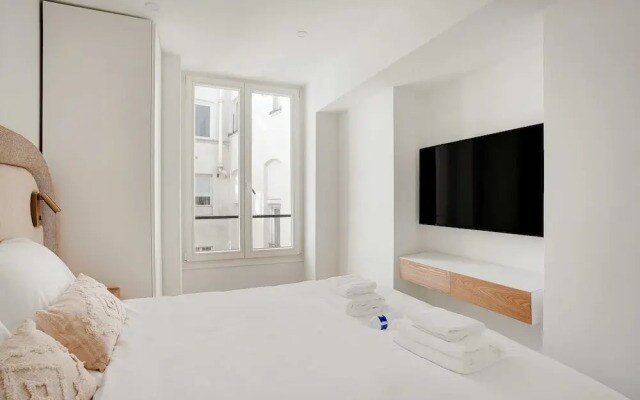 Elegant Apartment - 2br/4p - Near Invalides