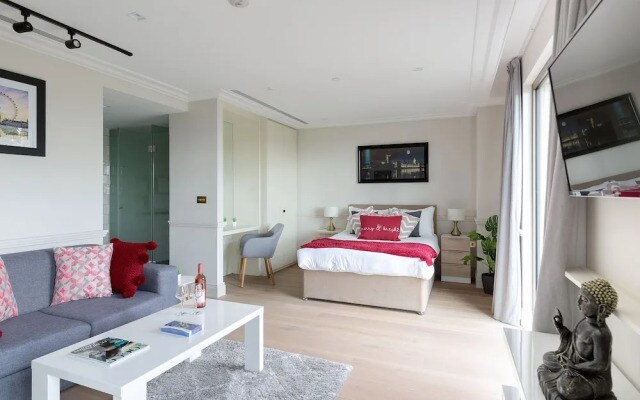 Luxurious Hammersmith Apartment