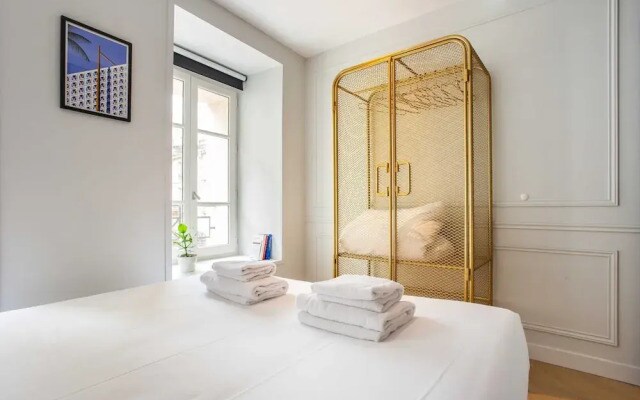 Magnificent 1 Room Apartment