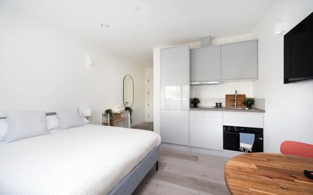 190 Northolt Road - Campus Accommodation