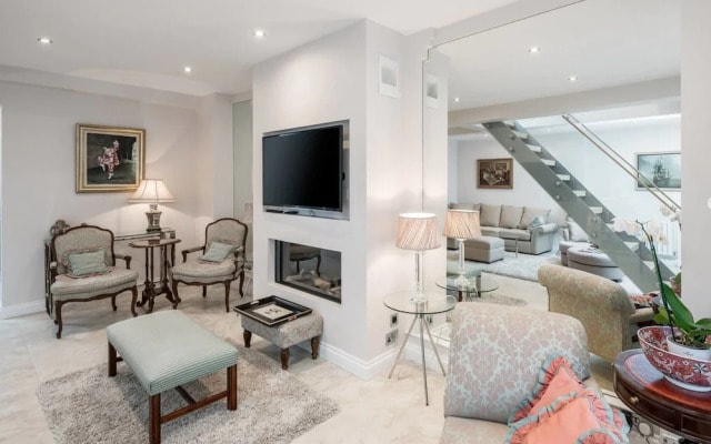 Beautiful 4-bed House in Notting Hill