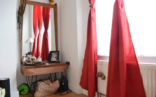 South London Flat With Balcony