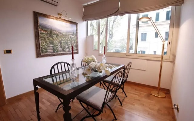 Sleep in Italy - SpanishSteps Apartments