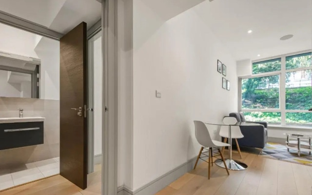 Charming 1-bed Apartment in Harrow