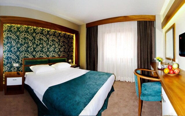 Bella Hotel