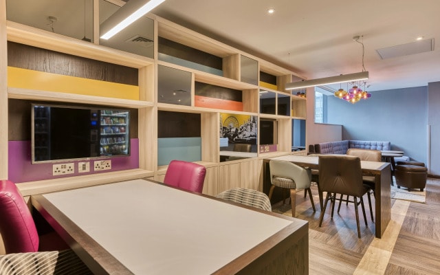Premier Inn Manchester City Centre (Princess Street)