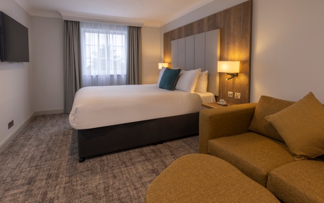 Crowne Plaza East Midlands Airport by IHG