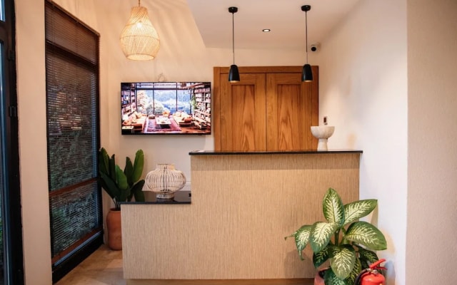 Villaqua Boutique Hotel